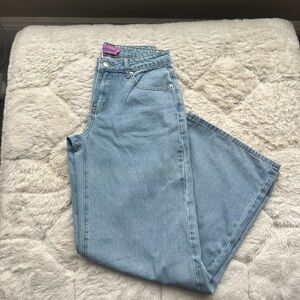 Edikted Low rise baggy jeans